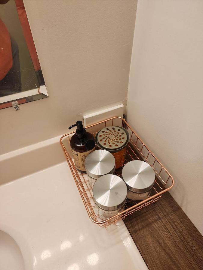 Economical Homestay Burnaby Zewnętrze zdjęcie