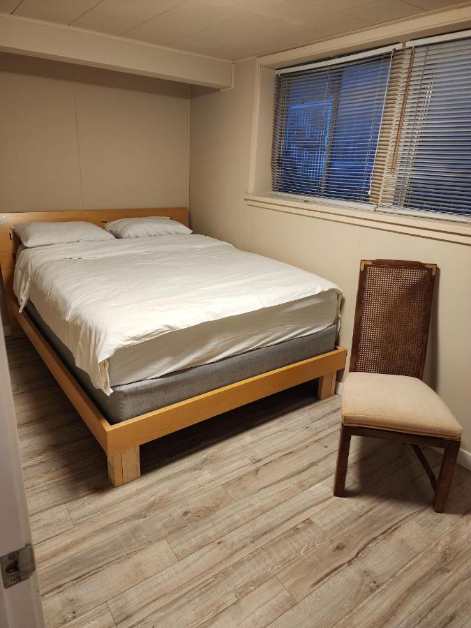 Economical Homestay Burnaby Zewnętrze zdjęcie